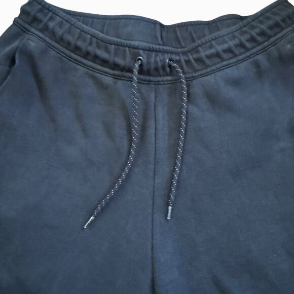 NIKE Men’s Shorts NSW Tech Fleece Triple Black Small S Activewear Gym Above Knee - Picture 6 of 13